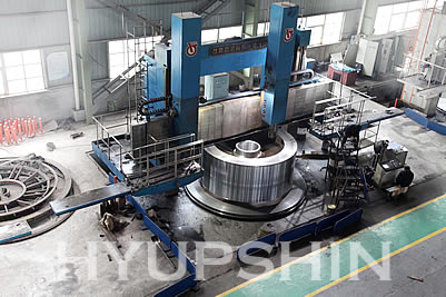 Hyupshin flanges big lathe machining